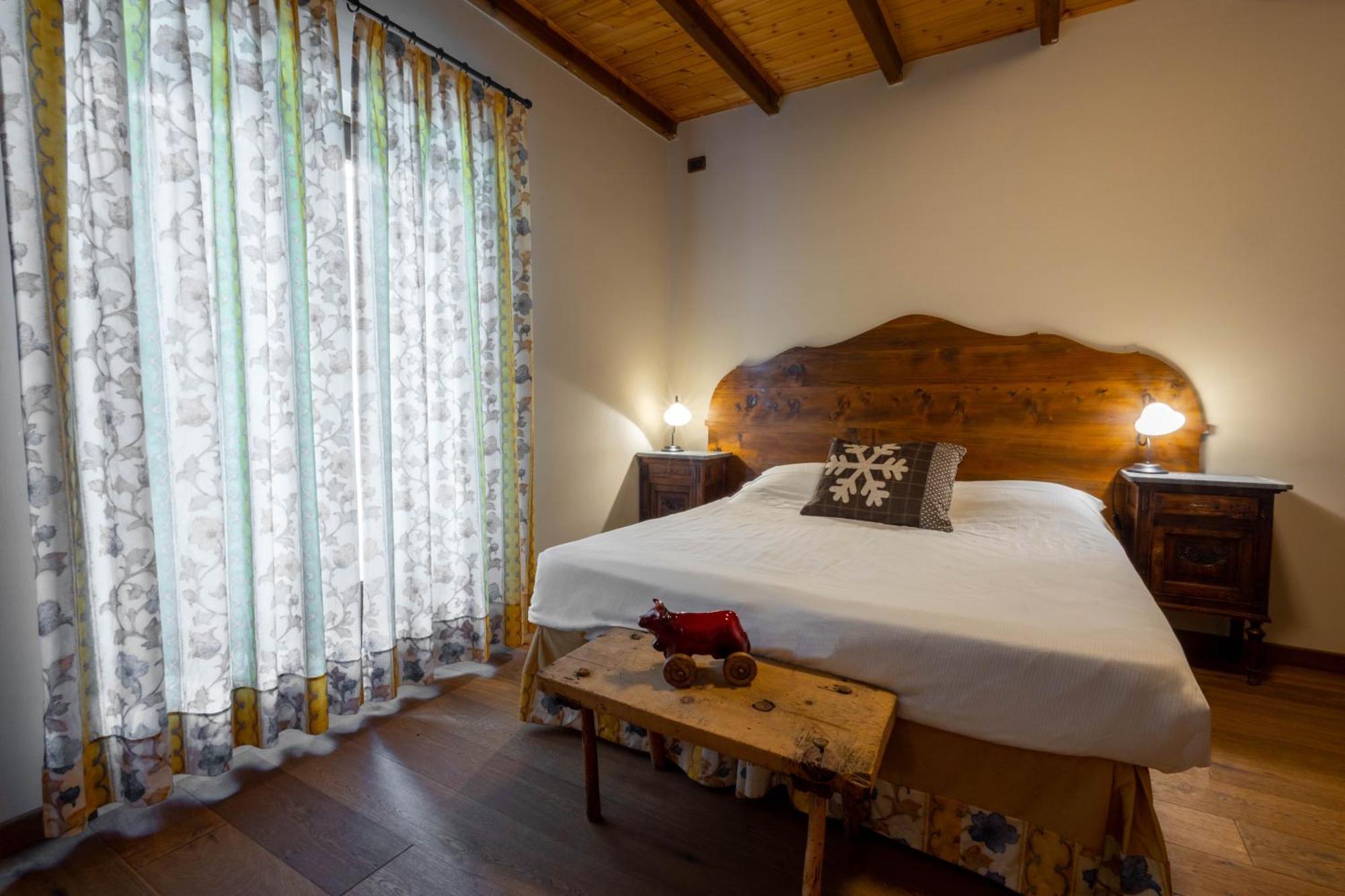 שמפולוק Alpine Forest Hotel מראה חיצוני תמונה