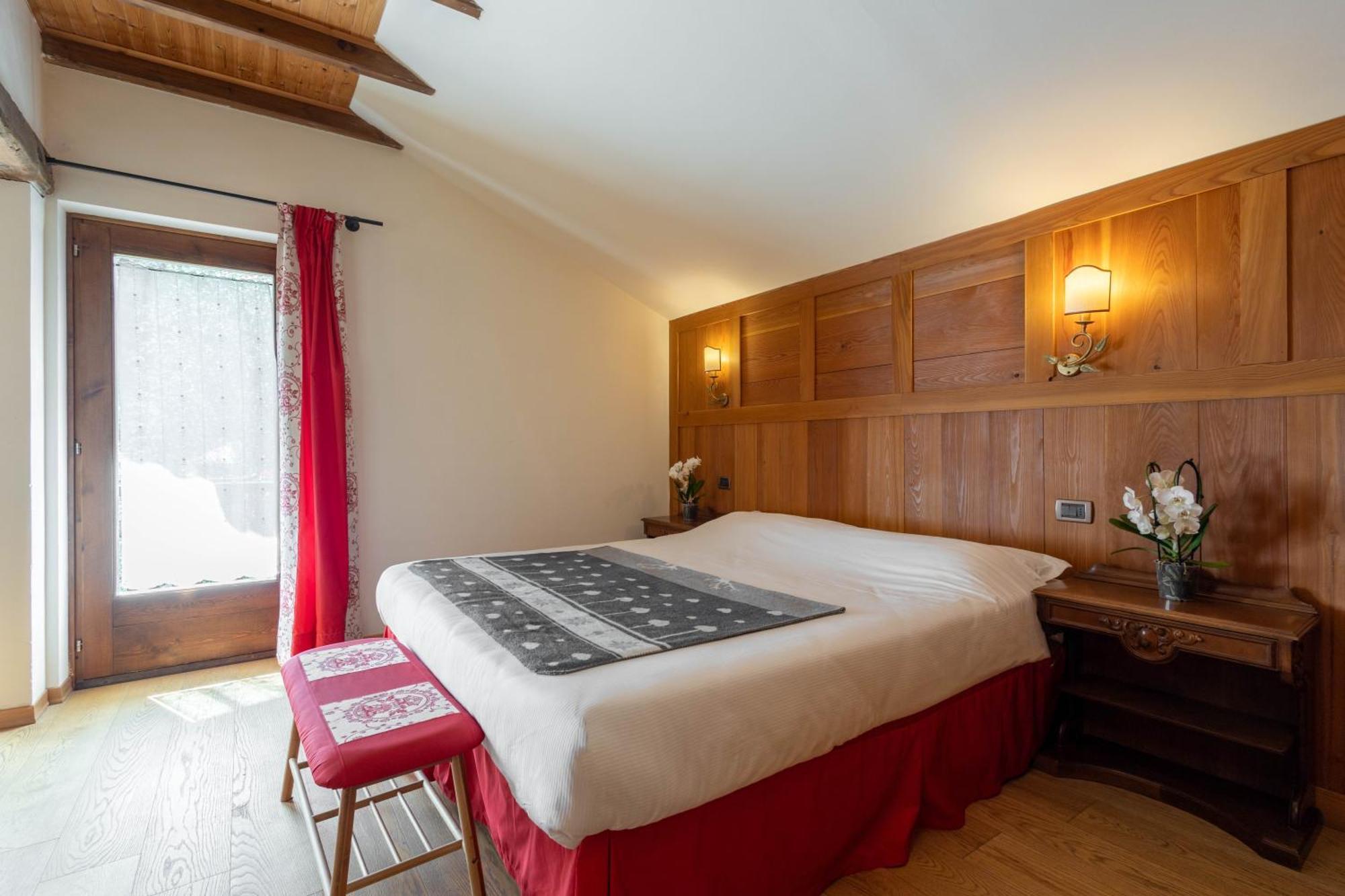 שמפולוק Alpine Forest Hotel מראה חיצוני תמונה
