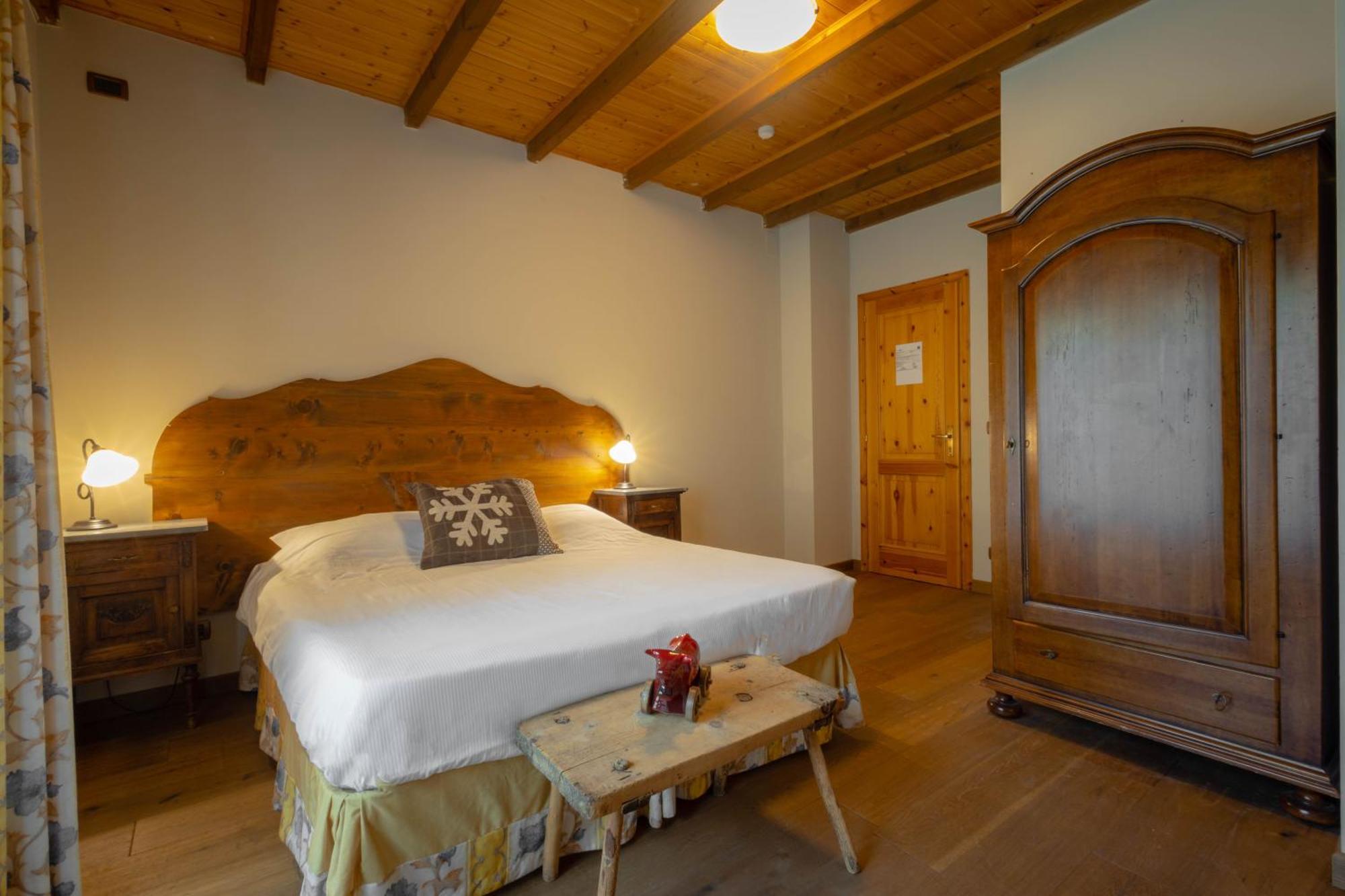 שמפולוק Alpine Forest Hotel מראה חיצוני תמונה